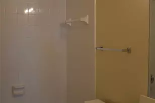 3003 Terrace Hills Ln, Houston, TX 77007 - Photo 5