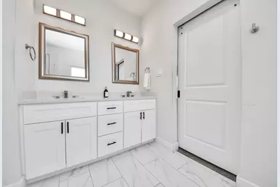 8419 Woodward Street, Houston, TX 77051 - Photo 29