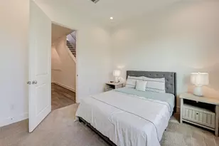 5839 Dolores St, Houston, TX 77057 - Photo 29
