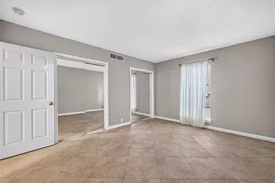 2601 Bellefontaine Street #B110, Houston, TX 77025 - Photo 15
