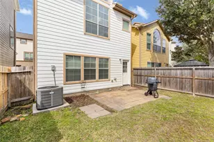 3334 Clearview Villa Way, Houston, TX 77025 - Photo 29