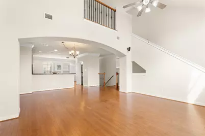 3334 Clearview Villa Way, Houston, TX 77025 - Photo 7