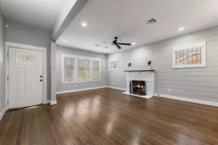 712 E 28th St, Bryan, TX 77803 - Photo 5