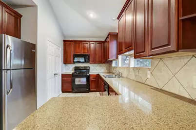 2211 Roy Street #B, Houston, TX 77007 - Photo 11