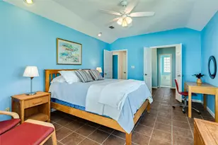 22915 Gulf Dr, Galveston, TX 77554 - Photo 21
