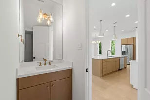 1103 E 37th St, Houston, TX 77022 - Photo 13