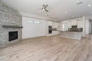 2572 Ravenna Ct, Friendswood, TX 77546 - Photo 13