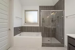 2572 Ravenna Ct, Friendswood, TX 77546 - Photo 21