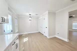 1429 Northview Dr, Angleton, TX 77515 - Photo 9