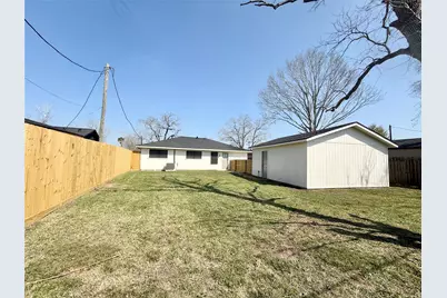 1429 Northview Drive, Angleton, TX 77515 - Photo 29