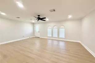 1429 Northview Dr, Angleton, TX 77515 - Photo 5