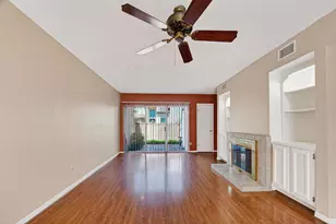2010 Augusta Dr, Houston, TX 77057 - Photo 7