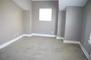 332 Asbury St, Houston, TX 77007 - Photo 3