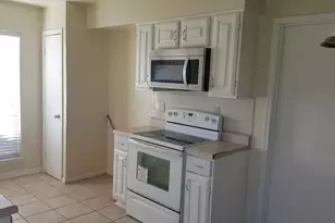 10423 Tenneco Dr, Houston, TX 77099 - Photo 13