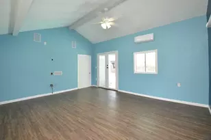 2711 Williamsburg Dr, Dickinson, TX 77539 - Photo 33