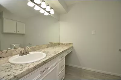 2711 Williamsburg Drive, Dickinson, TX 77539 - Photo 19