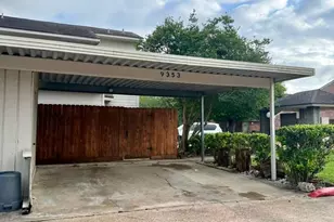 9353 Westwood Village, Houston, TX 77036 - Photo 11