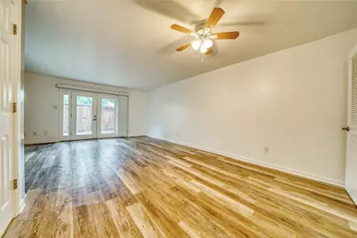 13376 Trail Hollow Drive #3376, Houston, TX 77079 - Photo 7