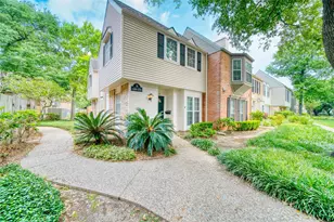 13376 Trail Hollow Dr, Houston, TX 77079 - Photo 1