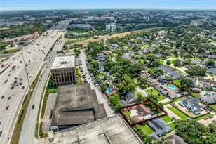 2415 Brookmere Dr, Houston, TX 77008 - Photo 41