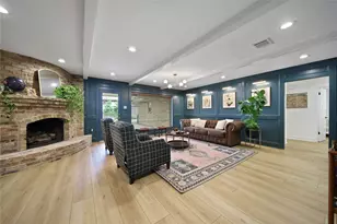 2415 Brookmere Dr, Houston, TX 77008 - Photo 3