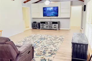 4804 Country Club View, Baytown, TX 77521 - Photo 7