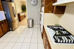 4804 Country Club View, Baytown, TX 77521 - Photo 15