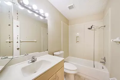 3 Hedgebell Court, The Woodlands, TX 77380 - Photo 19