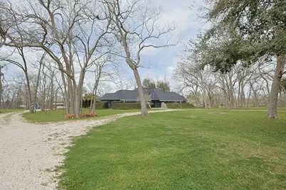 1504 Half Moon Drive, Wharton, TX 77488 - Photo 3