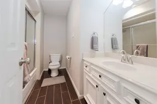 1719 Galleon Oaks Dr, Katy, TX 77450 - Photo 15