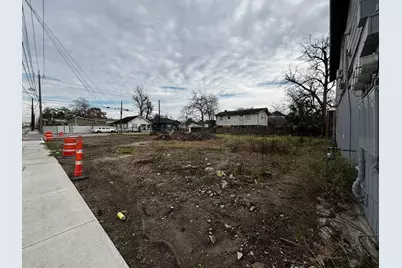 1412 Quitman Street, Houston, TX 77009 - Photo 1