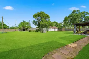 2608 Lazy Bend St, Pearland, TX 77581 - Photo 9