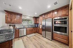 2608 Lazy Bend St, Pearland, TX 77581 - Photo 33