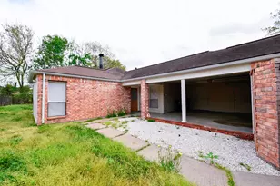 13114 Careywood Dr, Sugar Land, TX 77478 - Photo 17