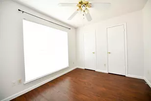 13114 Careywood Dr, Sugar Land, TX 77478 - Photo 5