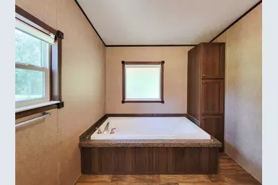 10754 Lake Shore Drive, Conroe, TX 77303 - Photo 27