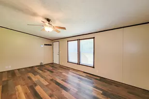 10754 Lake Shore Dr, Conroe, TX 77303 - Photo 9