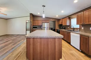 10754 Lake Shore Dr, Conroe, TX 77303 - Photo 15