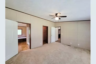 10754 Lake Shore Drive, Conroe, TX 77303 - Photo 23