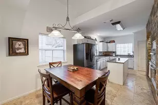 1501 W Castlewood Ave, Friendswood, TX 77546 - Photo 13