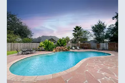 1501 W Castlewood Avenue, Friendswood, TX 77546 - Photo 35