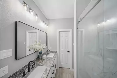 5014 E Meadow Drive, Deer Park, TX 77536 - Photo 19