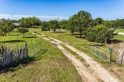 7800 Fm 2502, Brenham, TX 77833 - Photo 3