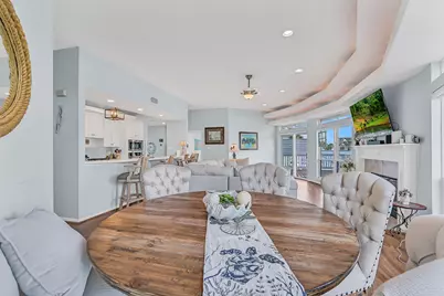 13339 Binnacle Way, Galveston, TX 77554 - Photo 9