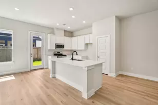 3008 La Rambla Dr, Houston, TX 77047 - Photo 9