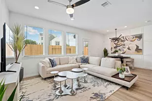 7813 Inwood Hls Ln, Houston, TX 77088 - Photo 5