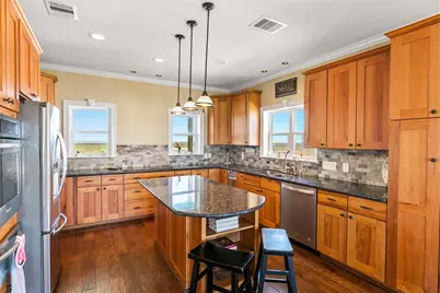 10530 Bluewater Highway, Freeport, TX 77541 - Photo 17