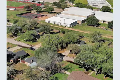 672 Bending Oaks Drive, Bellville, TX 77418 - Photo 27