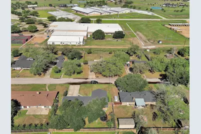 672 Bending Oaks Drive, Bellville, TX 77418 - Photo 25