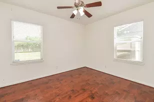 7238 Neff St, Houston, TX 77074 - Photo 15